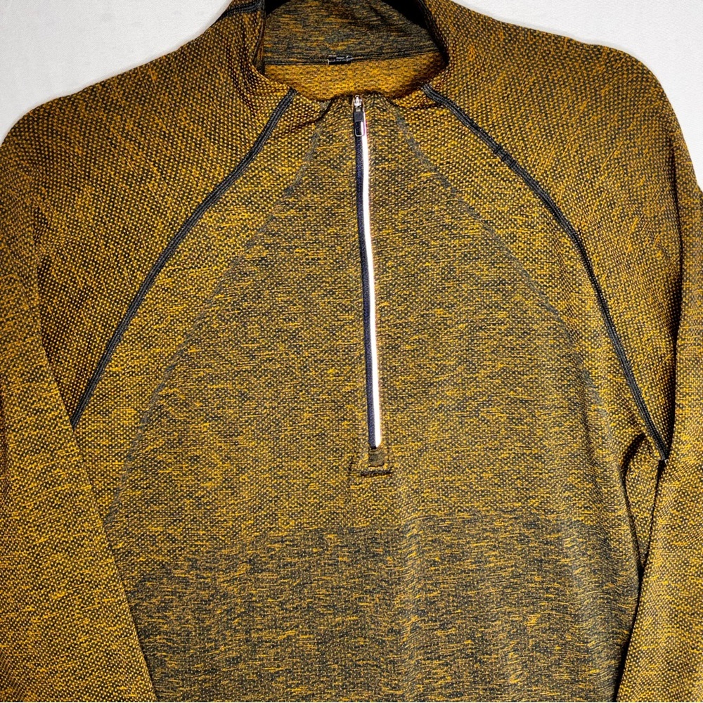 Lululemon Athletica Live in Practice Metal Vent Tech Half Zip 2.0 Shirt - Picture 3 of 13